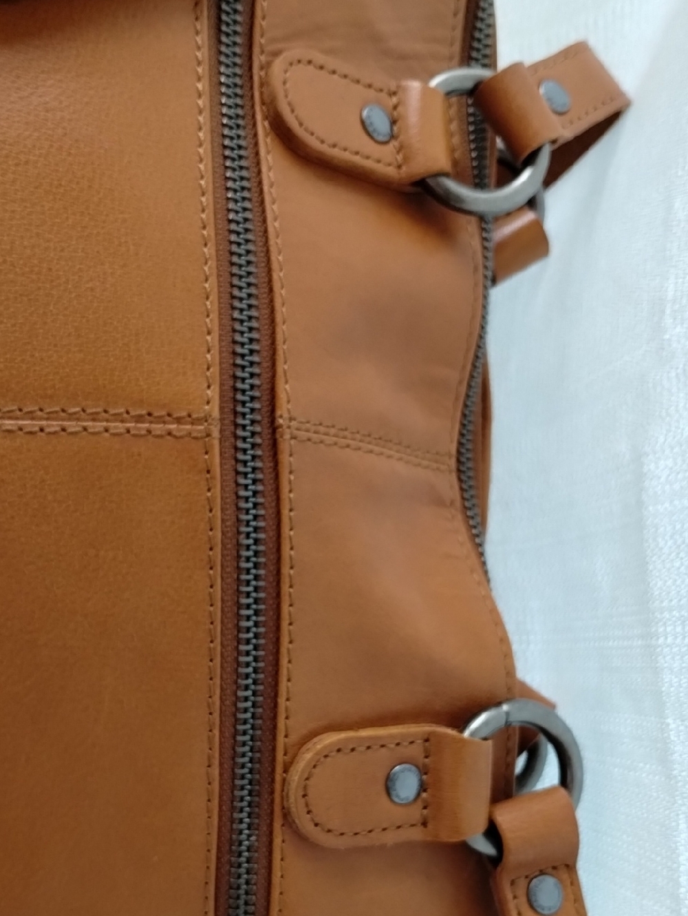 Spikes & Sparrow Women’s Leather Shoulder Bag in Great Condition! - Picture 7 of 7